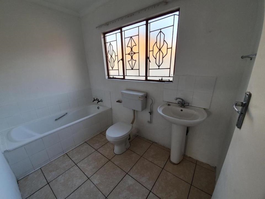 To Let 3 Bedroom Property for Rent in Norkem Park Gauteng