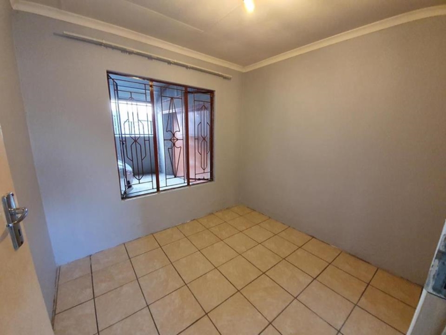 To Let 3 Bedroom Property for Rent in Norkem Park Gauteng