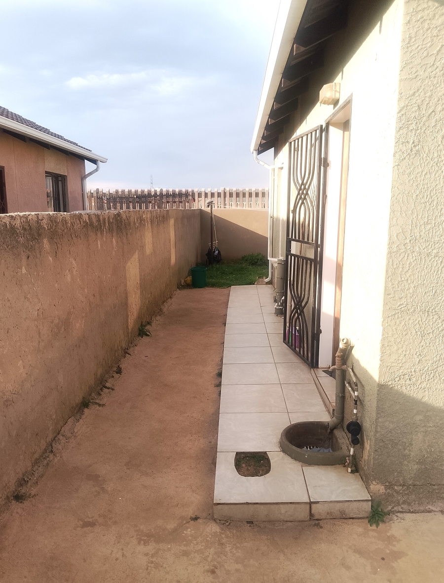 2 Bedroom Property for Sale in Windmill Park Gauteng