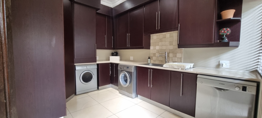 5 Bedroom Property for Sale in Sunward Park Gauteng