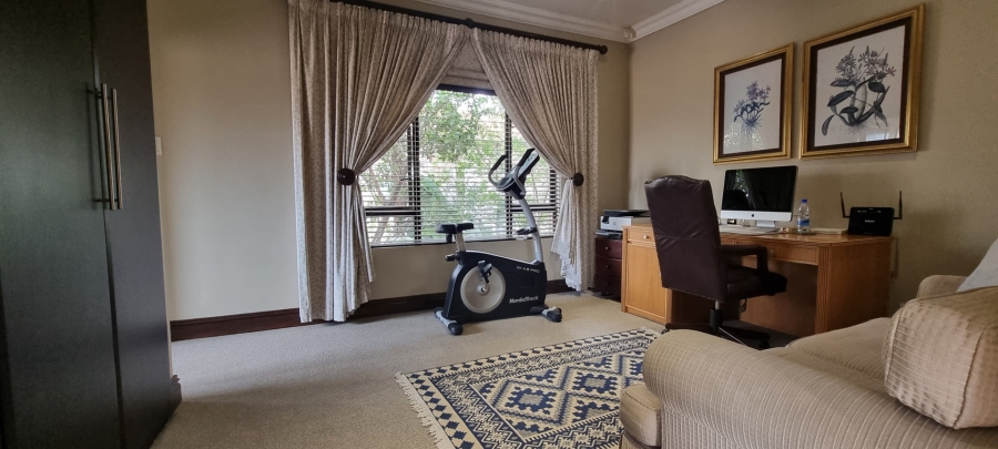 5 Bedroom Property for Sale in Sunward Park Gauteng