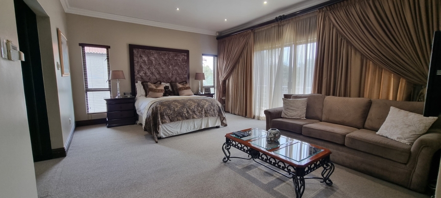 5 Bedroom Property for Sale in Sunward Park Gauteng