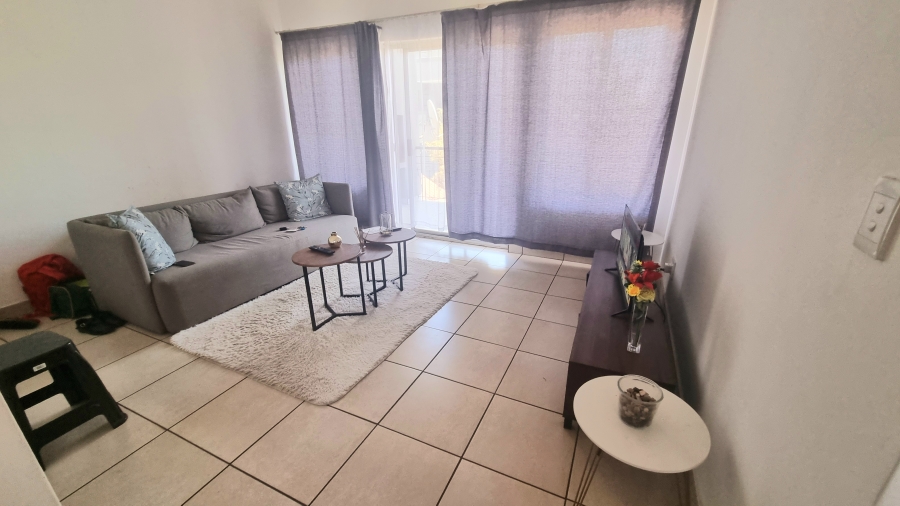 To Let 2 Bedroom Property for Rent in Noordwyk Gauteng