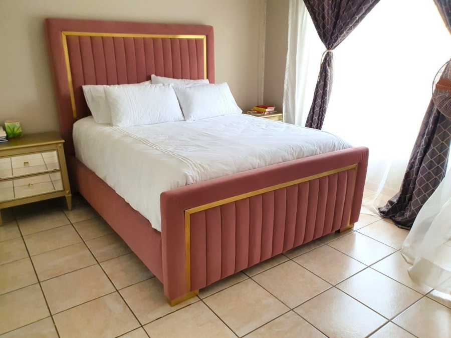 3 Bedroom Property for Sale in The Wilds Gauteng