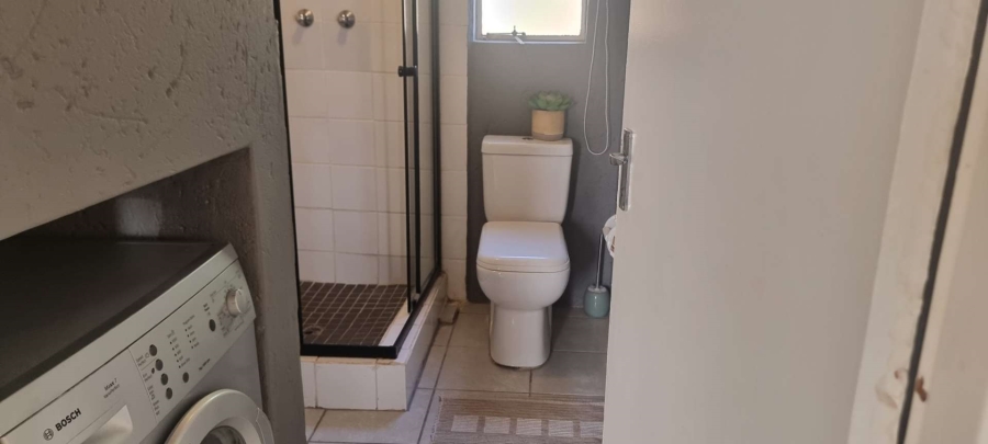 2 Bedroom Property for Sale in North Riding AH Gauteng