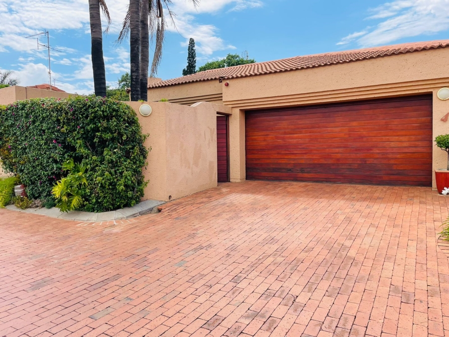 3 Bedroom Property for Sale in Monument Gauteng