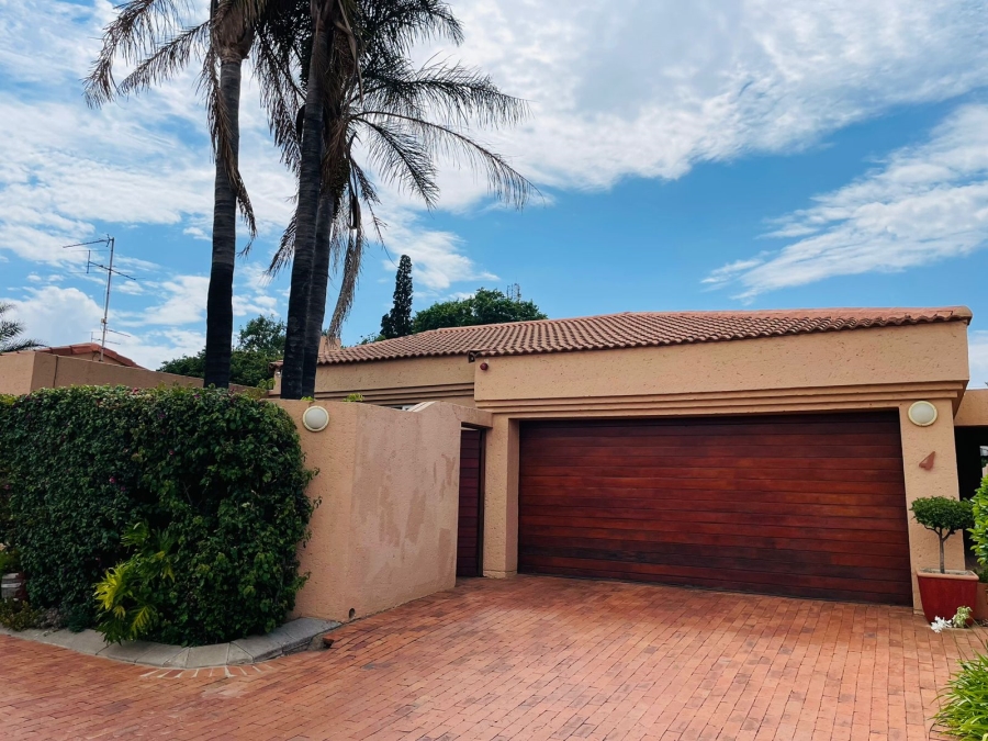 3 Bedroom Property for Sale in Monument Gauteng