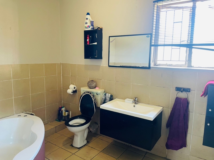 2 Bedroom Property for Sale in Krugersdorp West Gauteng