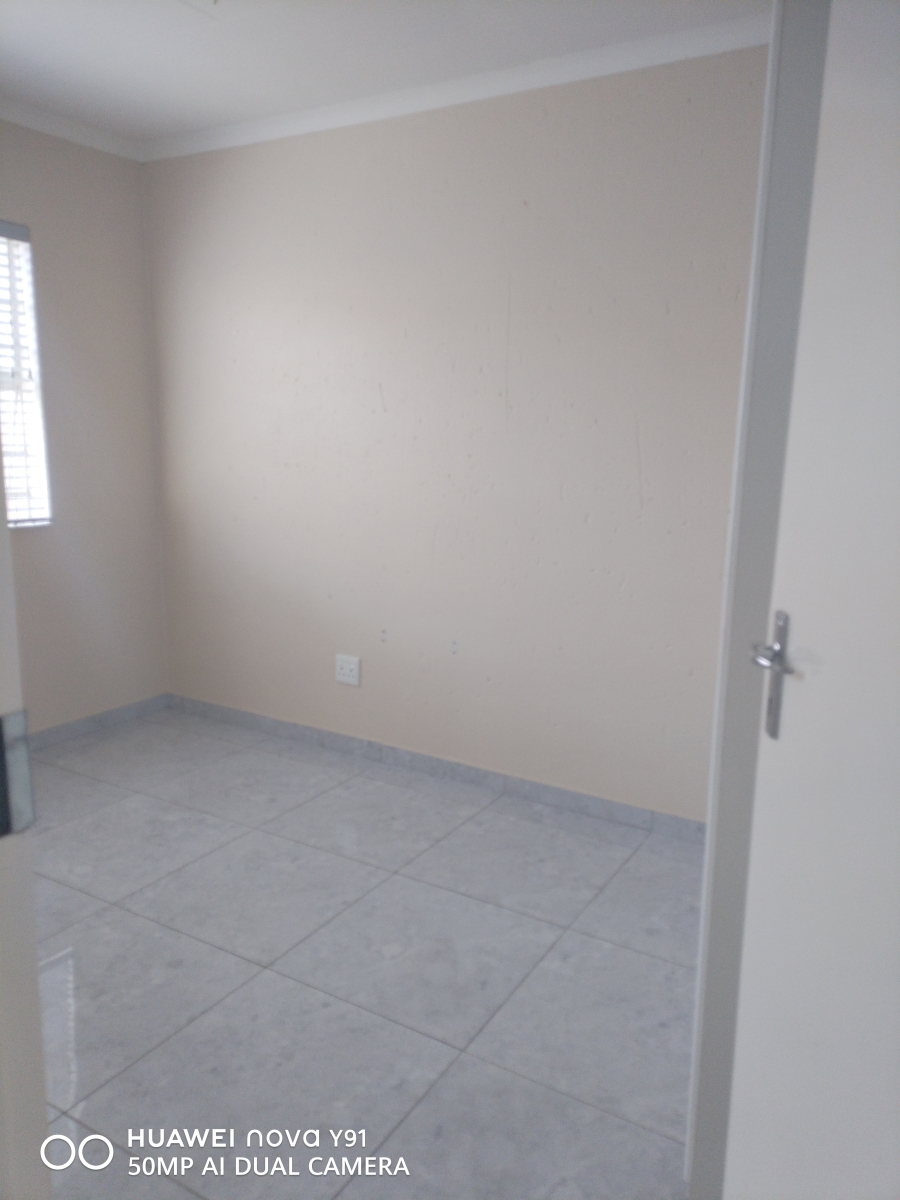 To Let 2 Bedroom Property for Rent in Rynfield A H Gauteng