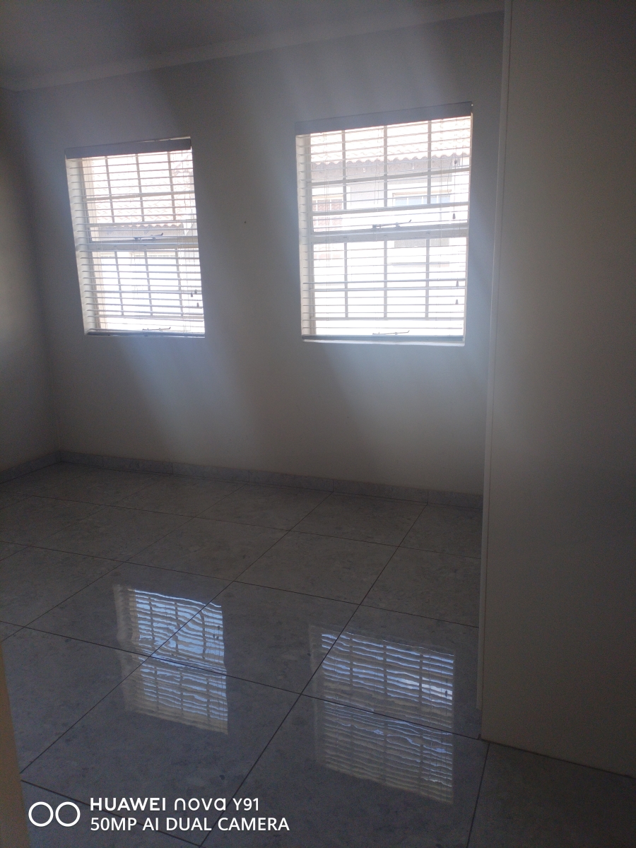 To Let 2 Bedroom Property for Rent in Rynfield A H Gauteng