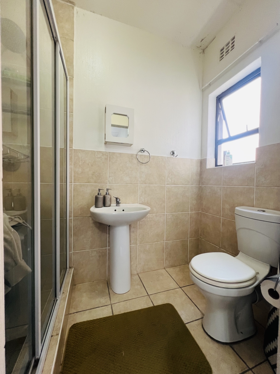 To Let 2 Bedroom Property for Rent in Northwold Gauteng