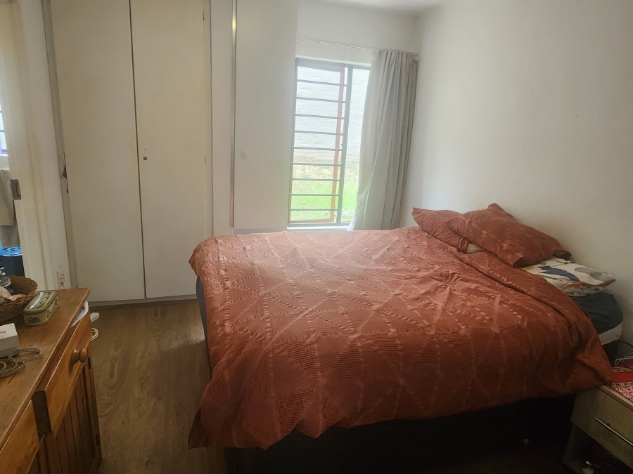 To Let 1 Bedroom Property for Rent in Parktown North Gauteng