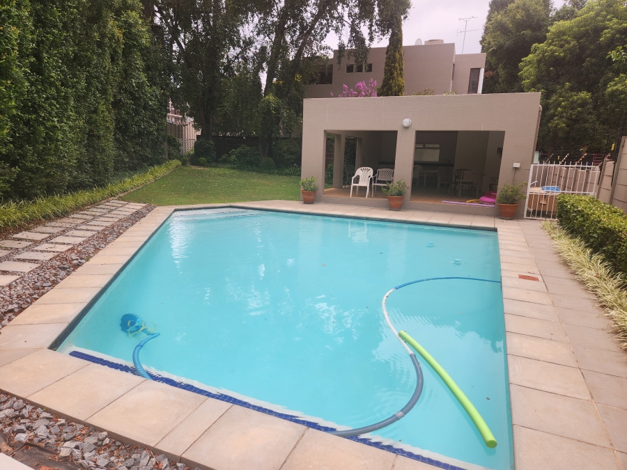 To Let 1 Bedroom Property for Rent in Parktown North Gauteng