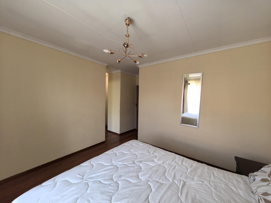 To Let 4 Bedroom Property for Rent in Montana Gauteng