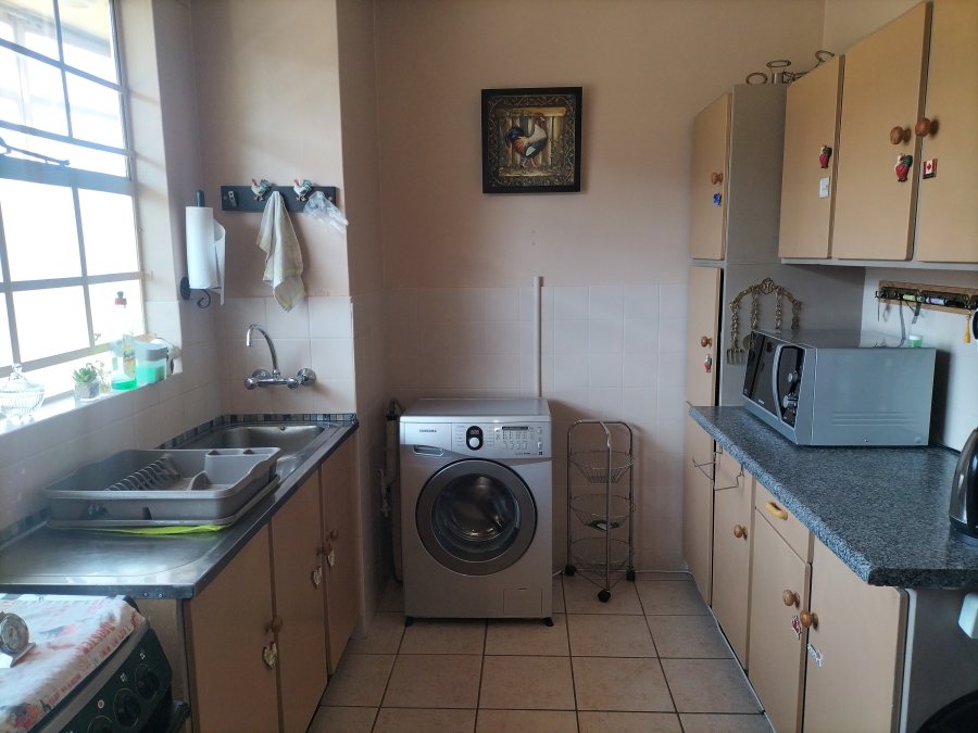 1 Bedroom Property for Sale in Parktown Gauteng