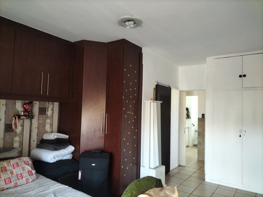 1 Bedroom Property for Sale in Parktown Gauteng