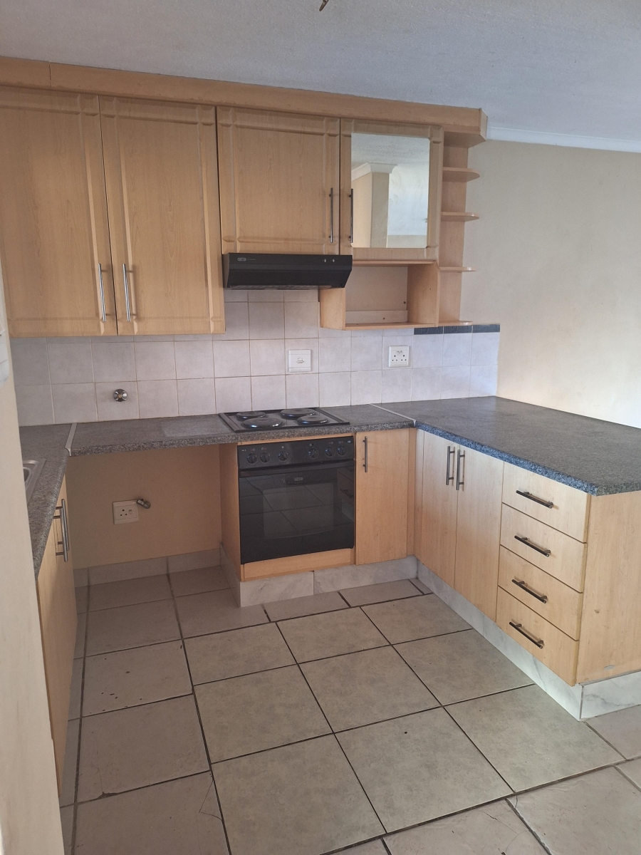 2 Bedroom Property for Sale in Castleview Gauteng