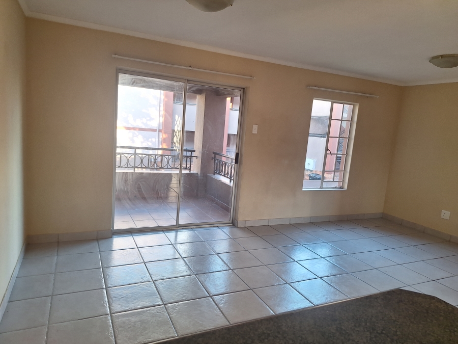 To Let 2 Bedroom Property for Rent in Castleview Gauteng