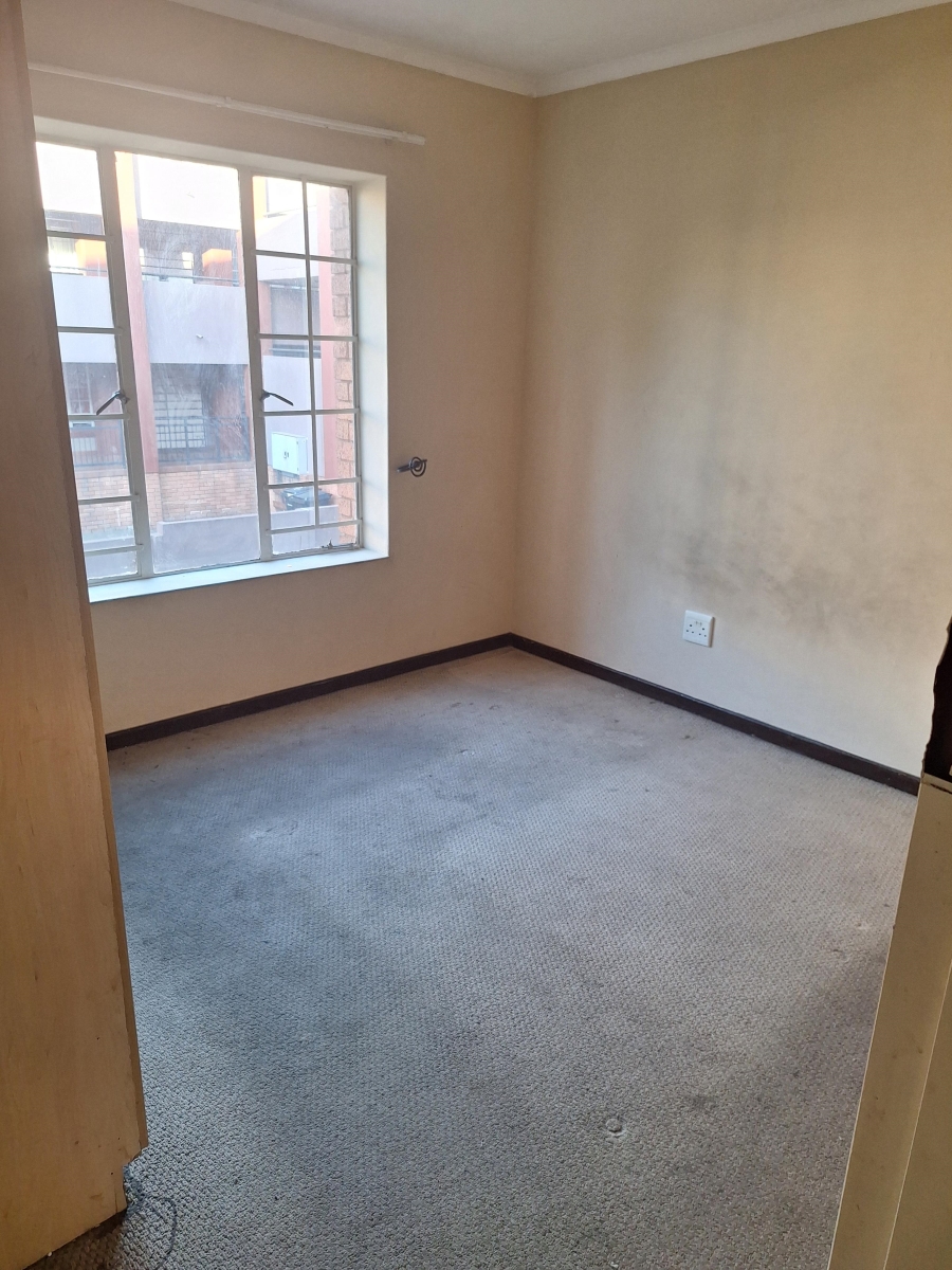 To Let 2 Bedroom Property for Rent in Castleview Gauteng