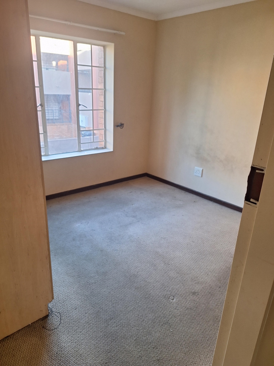 To Let 2 Bedroom Property for Rent in Castleview Gauteng