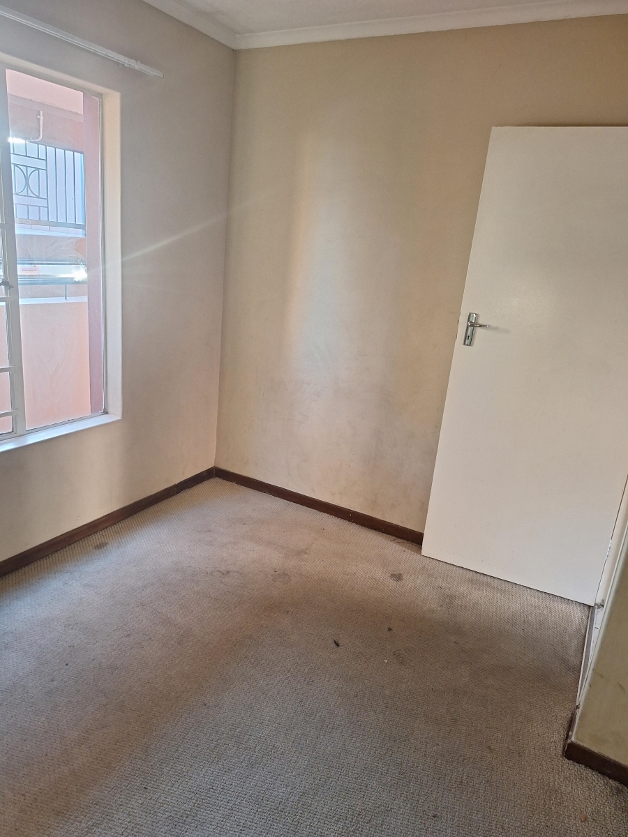 To Let 2 Bedroom Property for Rent in Castleview Gauteng