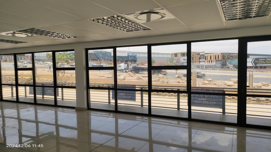 To Let commercial Property for Rent in North Riding Gauteng