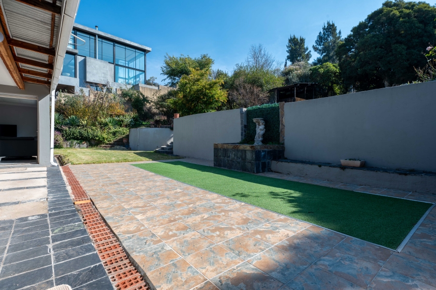 5 Bedroom Property for Sale in Northcliff Gauteng