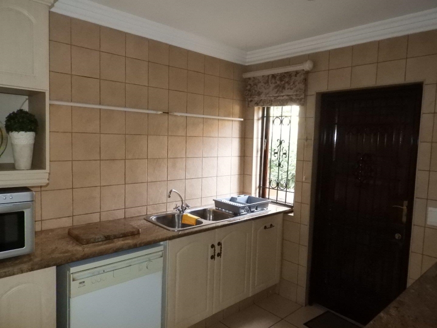 2 Bedroom Property for Sale in Three Rivers Proper Gauteng