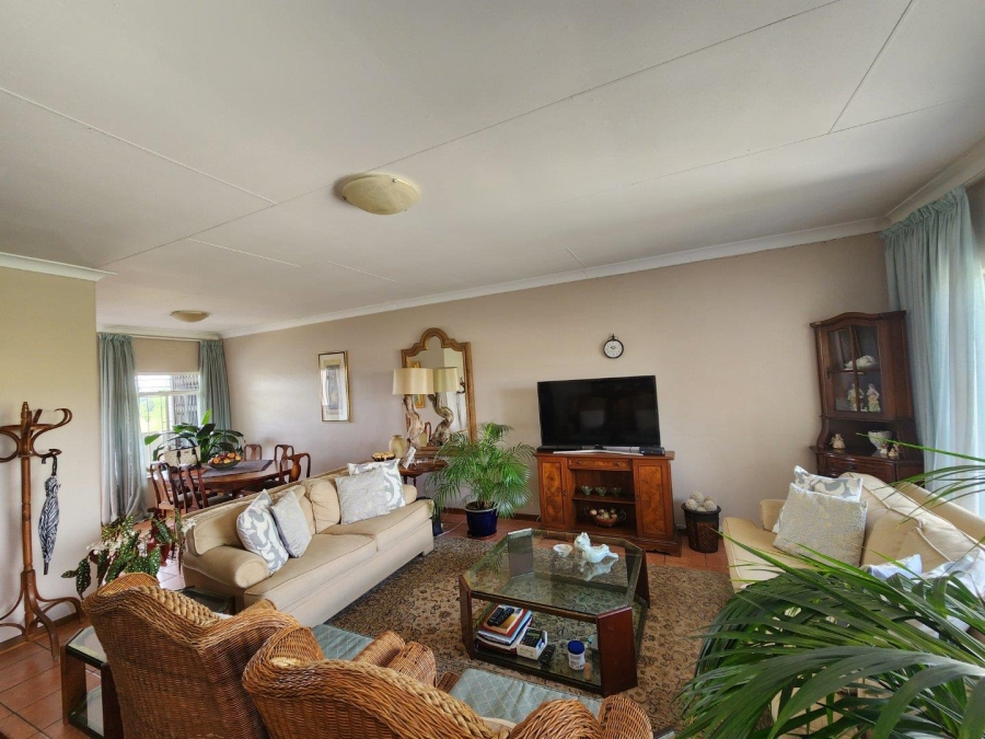 3 Bedroom Property for Sale in Three Rivers Proper Gauteng