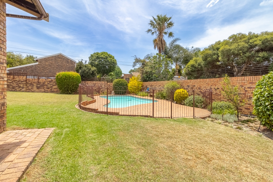 4 Bedroom Property for Sale in Randpark Ridge Gauteng