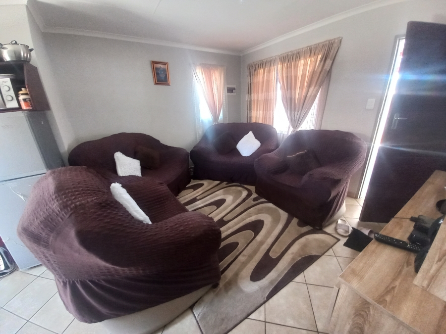 3 Bedroom Property for Sale in Lotus Gardens Gauteng