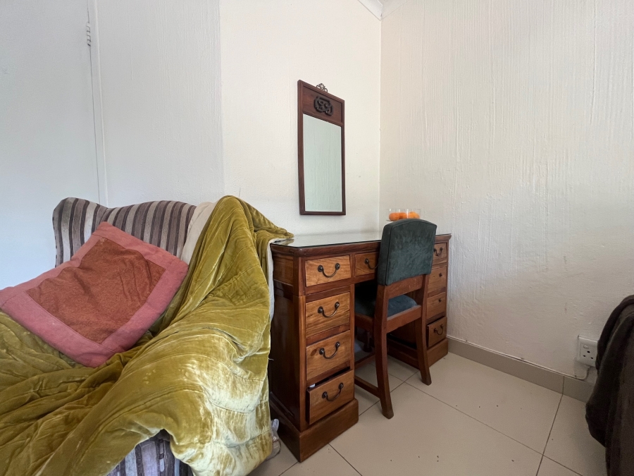 To Let 1 Bedroom Property for Rent in Linden Gauteng