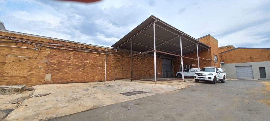 To Let commercial Property for Rent in Dunswart Gauteng