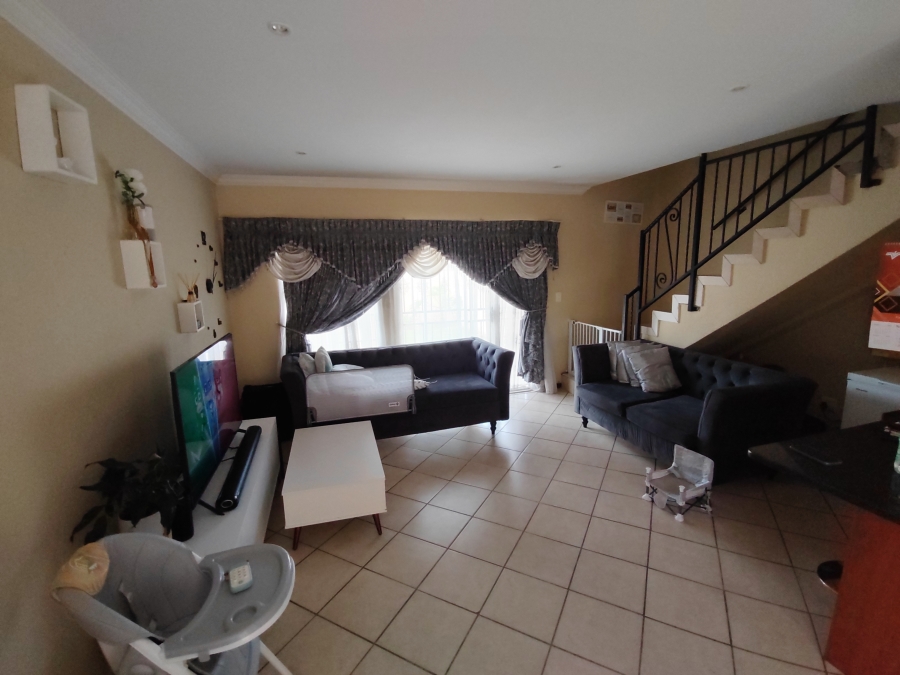 2 Bedroom Property for Sale in Annlin Gauteng