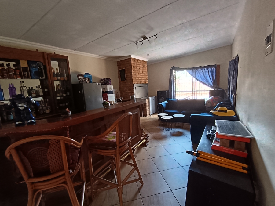 To Let 3 Bedroom Property for Rent in Doornpoort Gauteng