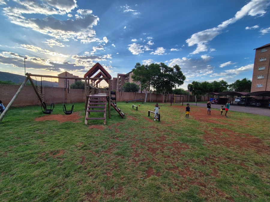 1 Bedroom Property for Sale in Annlin-wes Gauteng