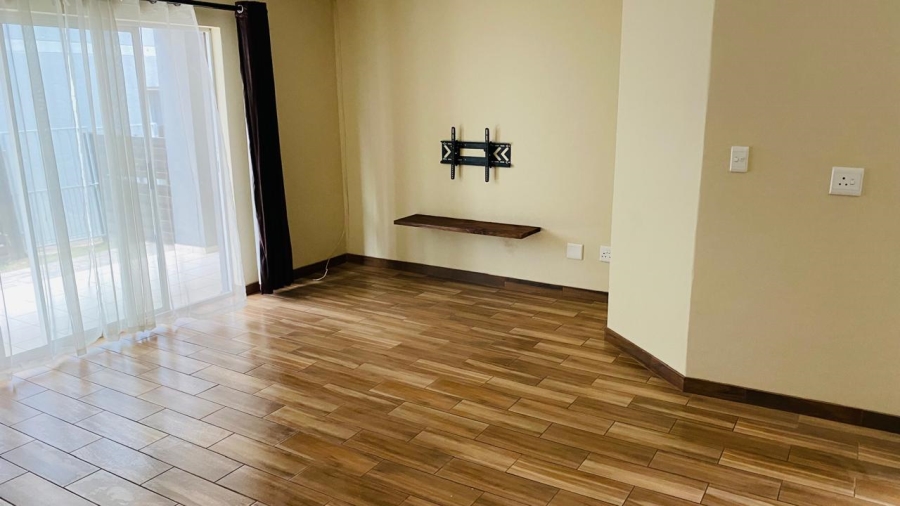 2 Bedroom Property for Sale in Bardene Gauteng