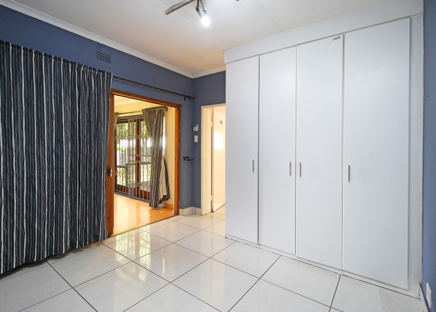 3 Bedroom Property for Sale in Gallo Manor Gauteng