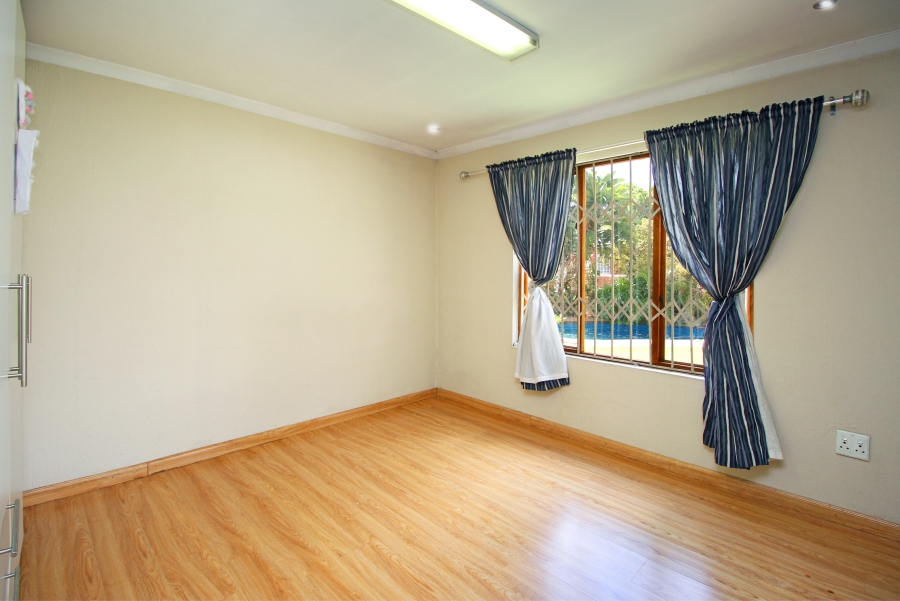 3 Bedroom Property for Sale in Gallo Manor Gauteng