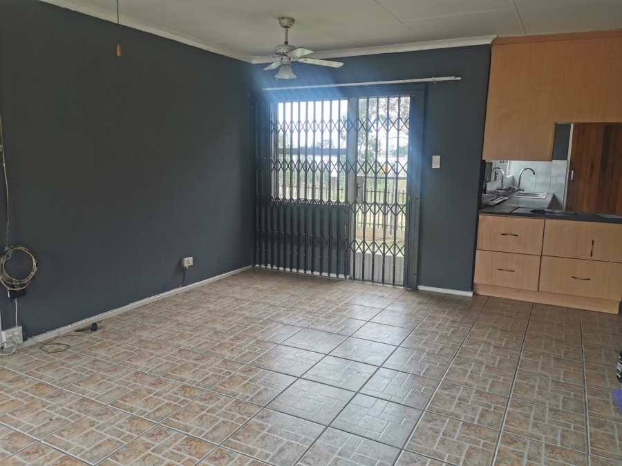 3 Bedroom Property for Sale in Bonaero Park Gauteng