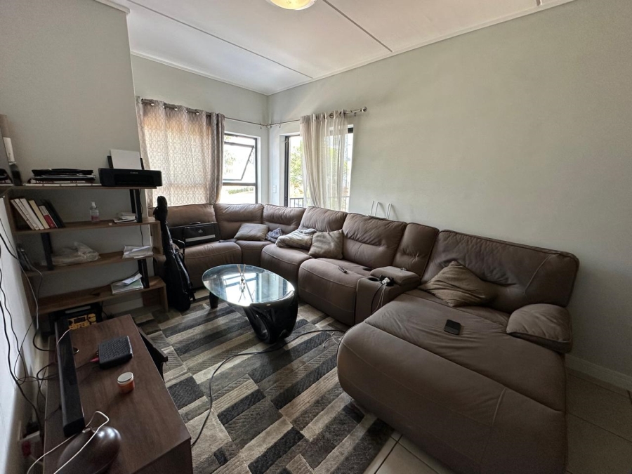 To Let 1 Bedroom Property for Rent in Linbro Park Gauteng