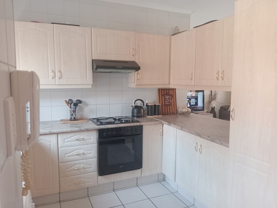 To Let 2 Bedroom Property for Rent in Chancliff Ridge Gauteng