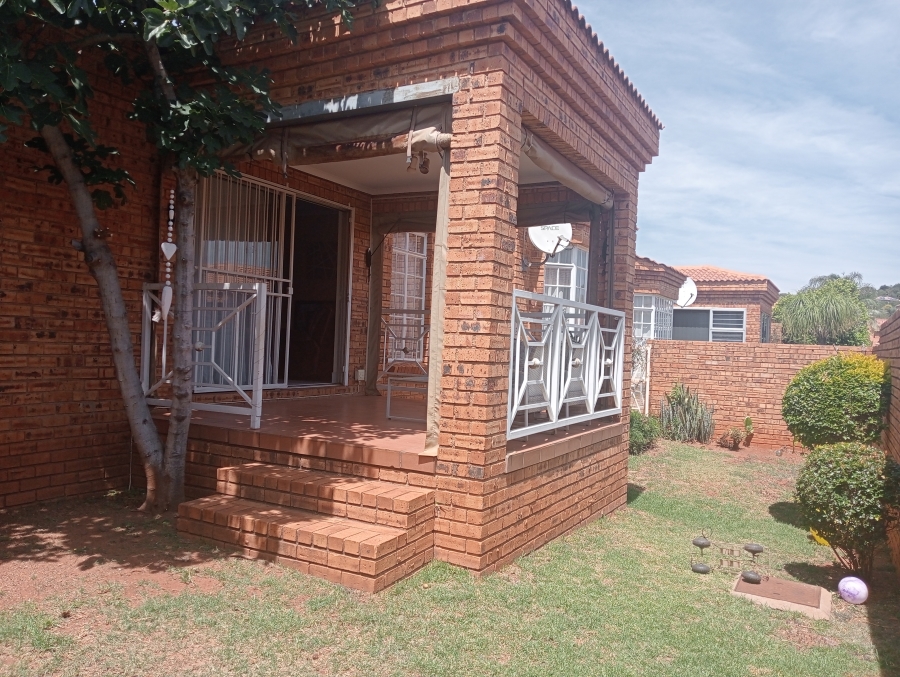 To Let 2 Bedroom Property for Rent in Chancliff Ridge Gauteng