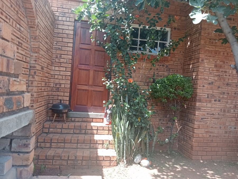 To Let 2 Bedroom Property for Rent in Chancliff Ridge Gauteng