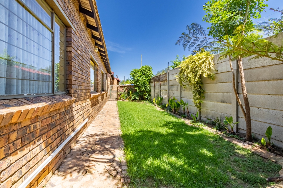 3 Bedroom Property for Sale in Sharon Park Gauteng