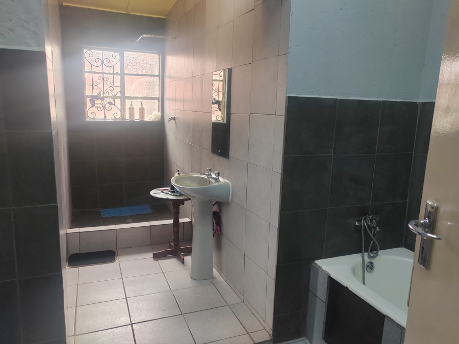 11 Bedroom Property for Sale in Brakpan Central Gauteng