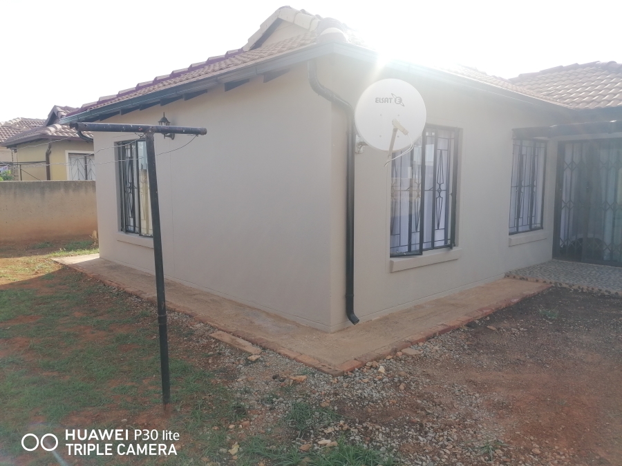 2 Bedroom Property for Sale in Nellmapius Gauteng