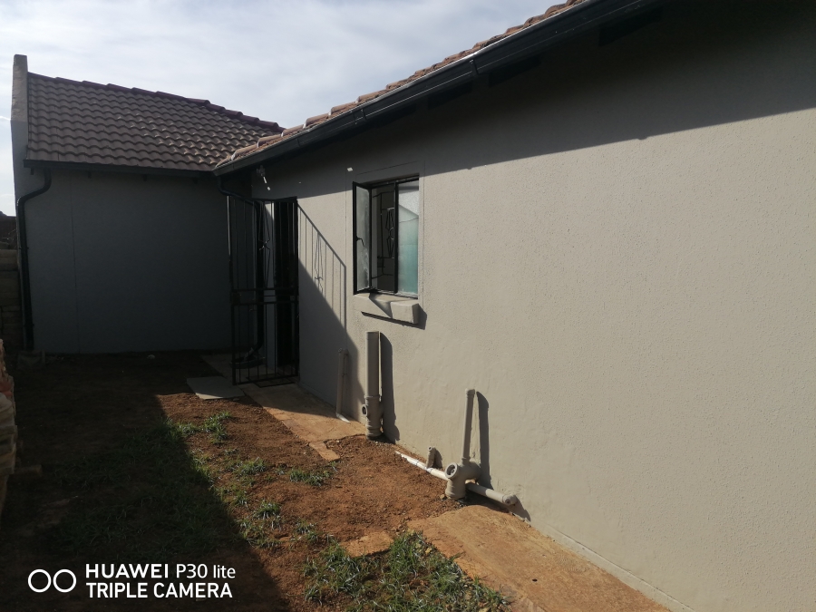 2 Bedroom Property for Sale in Nellmapius Gauteng