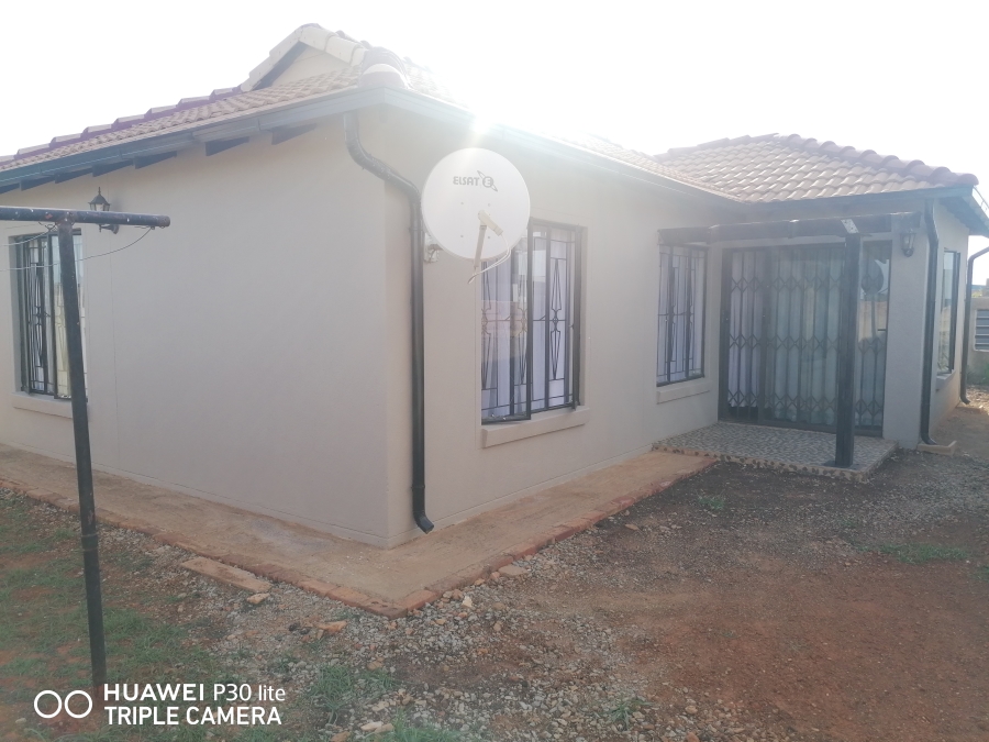 2 Bedroom Property for Sale in Nellmapius Gauteng