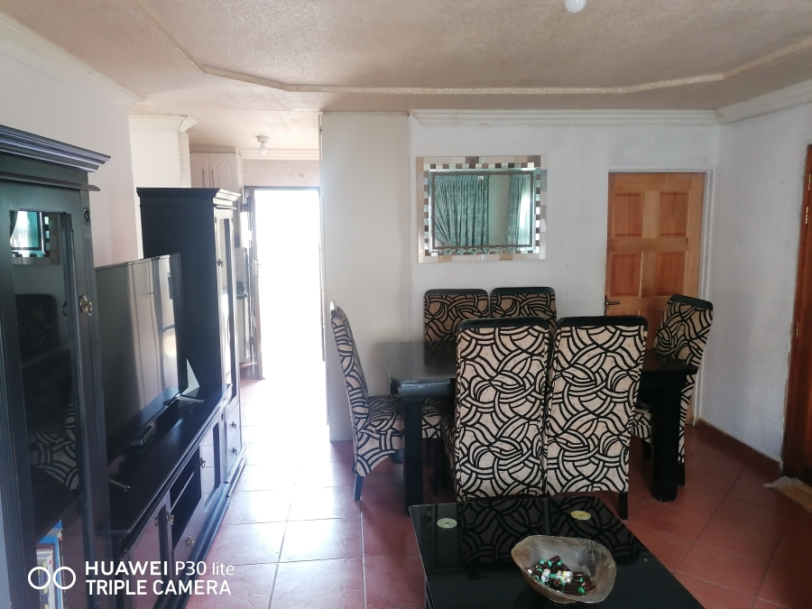 2 Bedroom Property for Sale in Nellmapius Gauteng